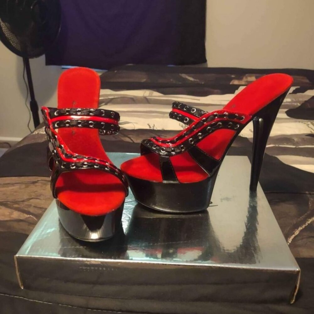 Red/Black 6" Unity Sandal High Heels Size 8